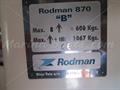 Rodman 870 Fly placa