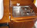 Jeanneau Merry Fisher 805 Pica y cocina.