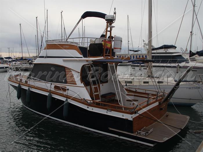 Riviera 36 Flybridge