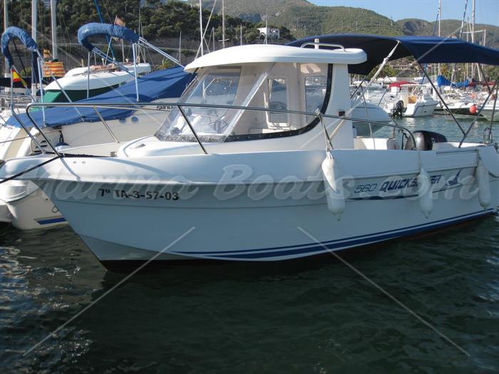 Quicksilver 560 Pilothouse