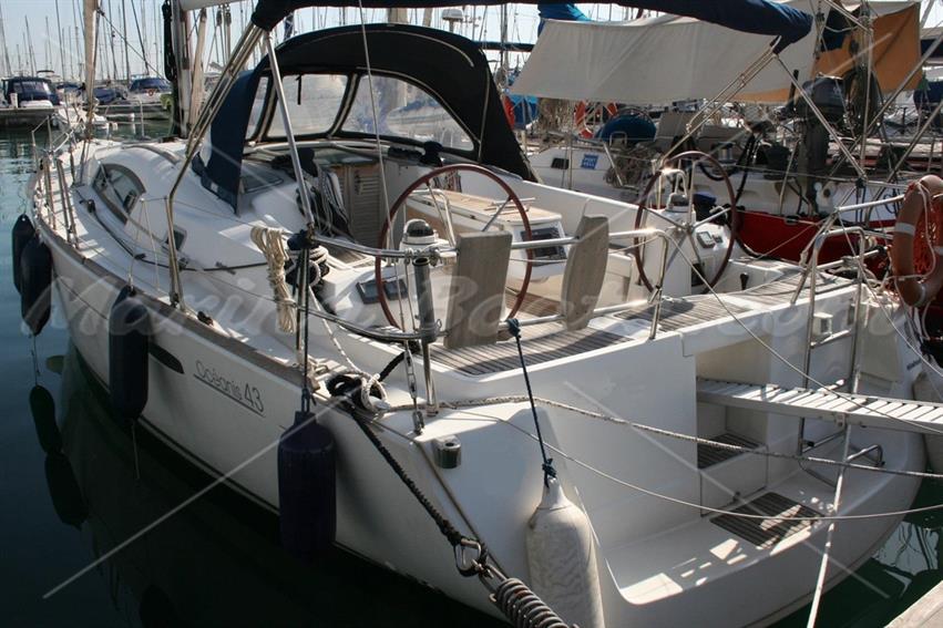 Beneteau Oceanis 43