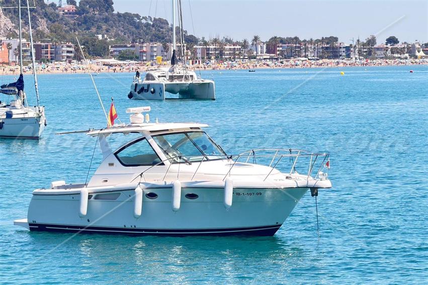 Tiara 3000 Open