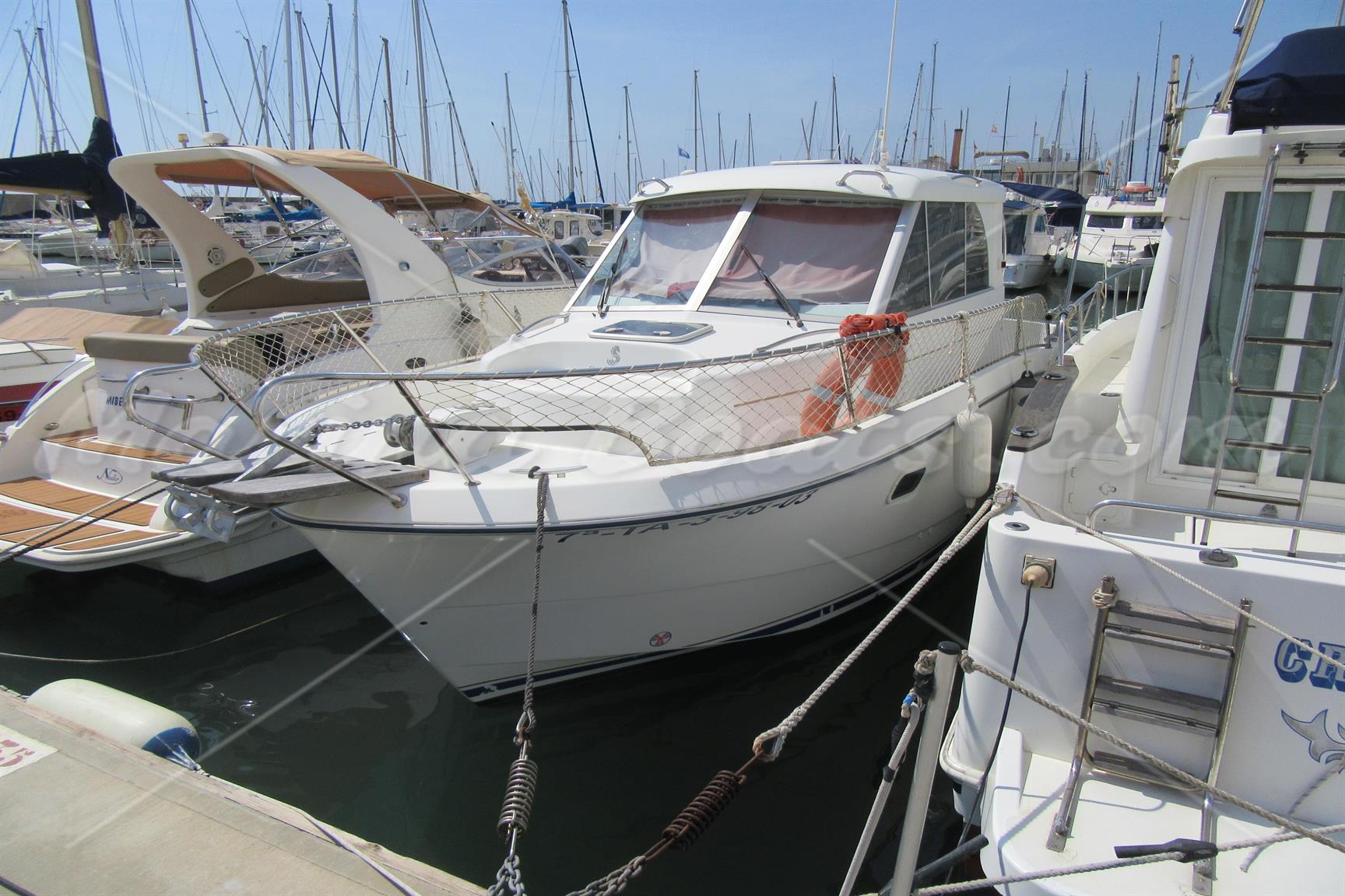 Beneteau Antares 760