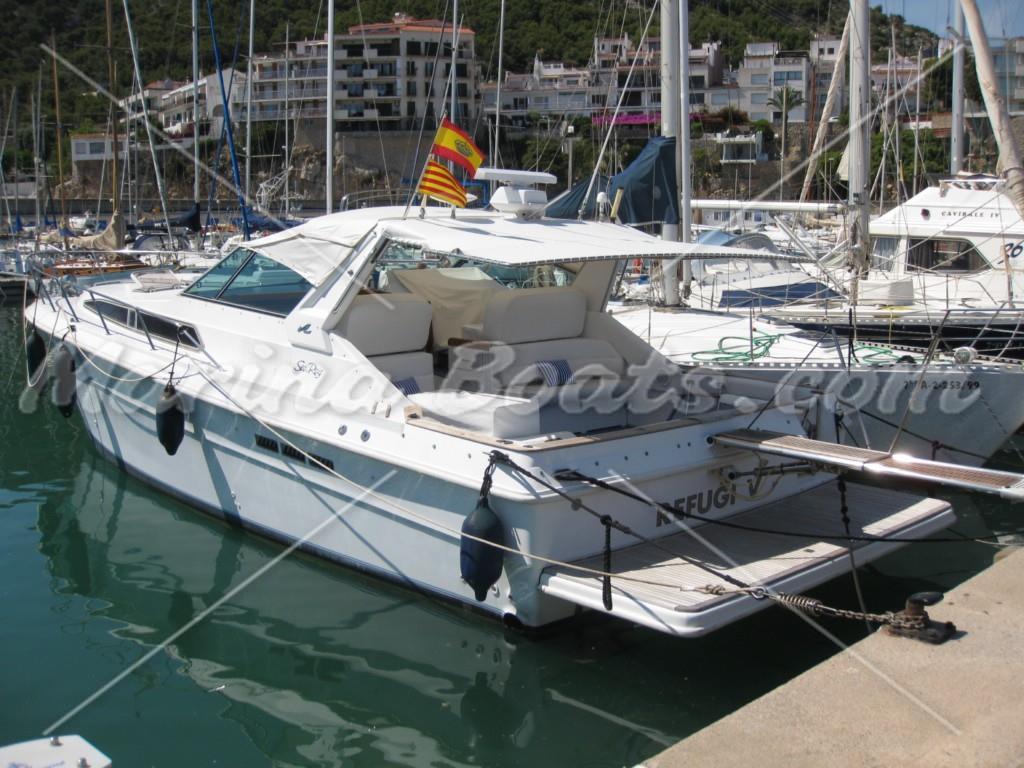 Sea Ray 390 Express Cruiser