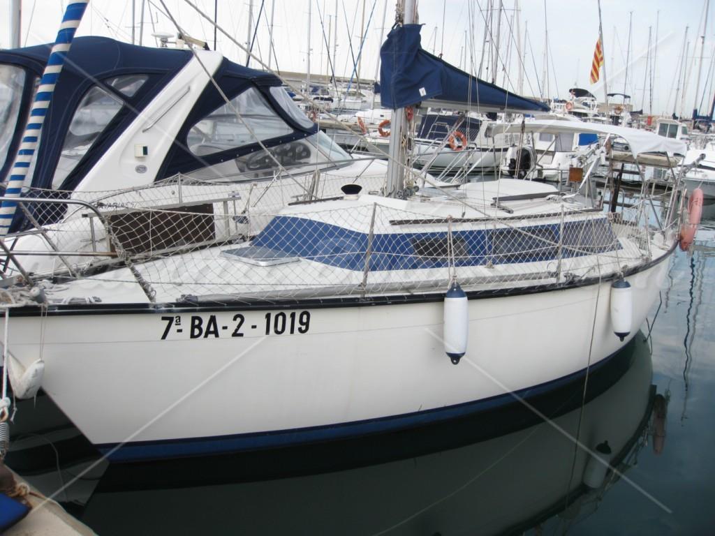 Dufour 28