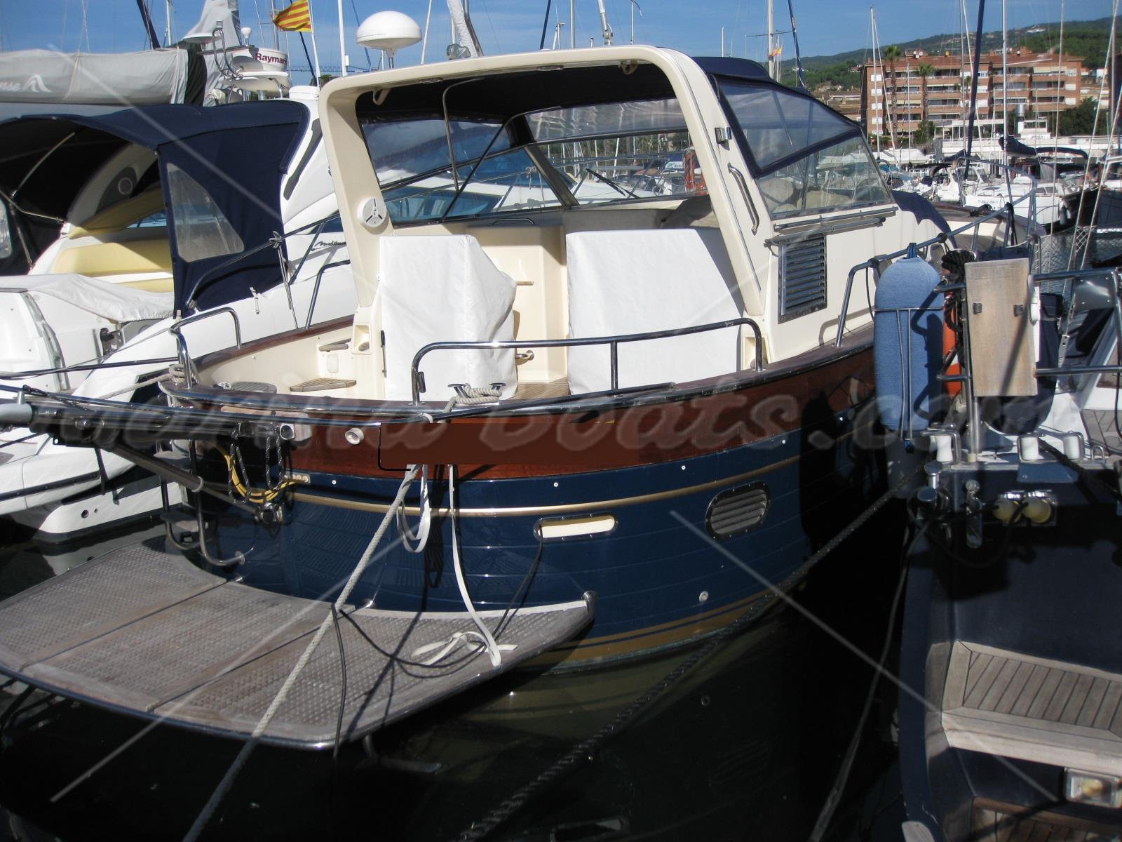 Apreamare 11 Semi cabinado