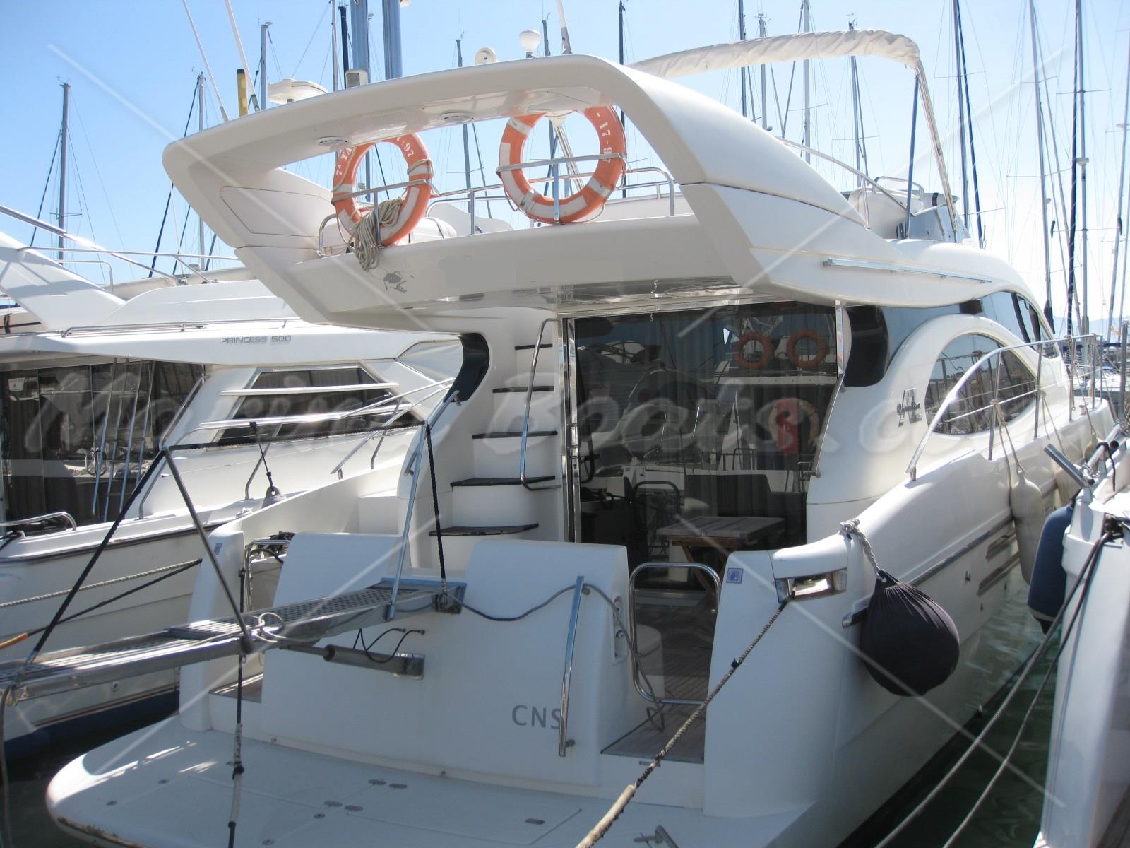Azimut 46