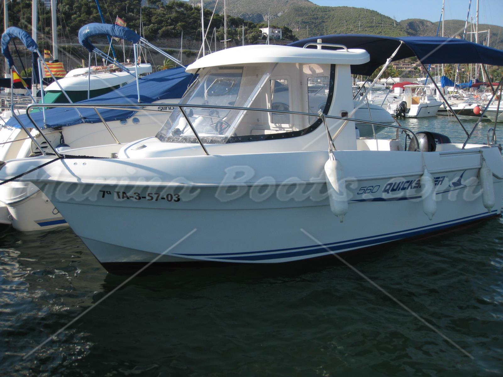 Quicksilver 560 Pilothouse