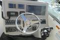 Robalo R 305 Puesto de mandos 