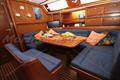 Bavaria 42 dinette 