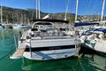 Beneteau Oceanis 62 visto de popa 