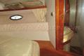 Sunseeker Portofino 35 Cabina de proa lado de estribor