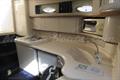 Sea Ray 450 DA Cocina