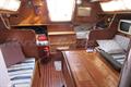 Furia 28 Acceso al interior salon