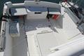 Beneteau Antares 620 Bañera y cofres 