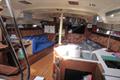 Hunter Marine 40 Salon