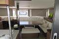 Lagoon 46 Salon y acceso a cabinas