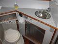 Sea Ray 390 Express Cruiser Wc de proa