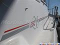 Sealine 290 acceso a proa 