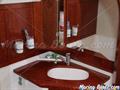 Amel  Amel 54  baño popa