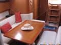 Beneteau  Oceanis 43 de proa a dinette