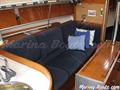 Beneteau 32S5 sofa lado de babor