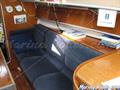 Beneteau 32S5 sofa lado de estribor