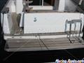 Beneteau Antares 9.80 plataforma de baño