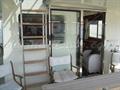 Eagle 53 Pilothouse escalera fly exterior