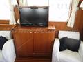 Eagle 53 Pilothouse mueble con tv