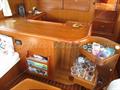 Eagle 53 Pilothouse estiba en cocina