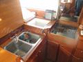 Eagle 53 Pilothouse Pica en cocina y nevera