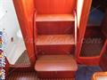 Hallberg Rassy 342 Escalera del salon