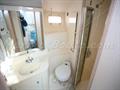 Hatteras 40 Doble Cabin Baño de popa