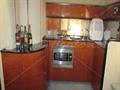 Princess V39 cocina por estribor 