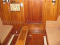 Lm 32 Mesa salon hacia popa