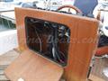 Riviera 36 Flybridge Acceso a la instumentacion Flybridge 