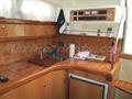 Sealine S28 cocina