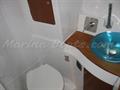 Beneteau Antares 12 Aseo cabina de invitados