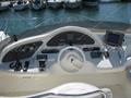 Azimut 46 Puesto de mandos flybrige
