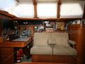 North Wind 47 Sofa por estribor 