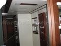 Azimut 105 Ducha cabina de armador vista desde babor