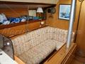Beneteau Oceanis 350 Dinette babor 