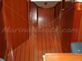 Beneteau Oceanis Clipper 343 suelo barnizado 