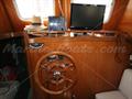 Belliure Endurance 35 Ketch Rueda timon en cabina 