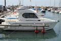 Nautipol 7 Mares 830 Vista completa por estribor