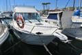 Beneteau Antares 8.80 vista general lado de babor
