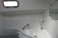 Beneteau Antares 8.80 Ducha independiente