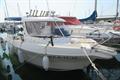 Quicksilver 640 PilotHouse Vista general lado de estribor