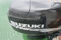 Macgregor 26M Motor suzuki lado de estribor